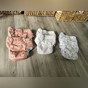 Brand new Pekpi cloth diapers made from sustainable Materials. 6 in total